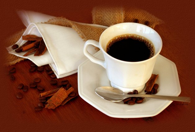 ثمانية استفسارات حول فنجان القهوه